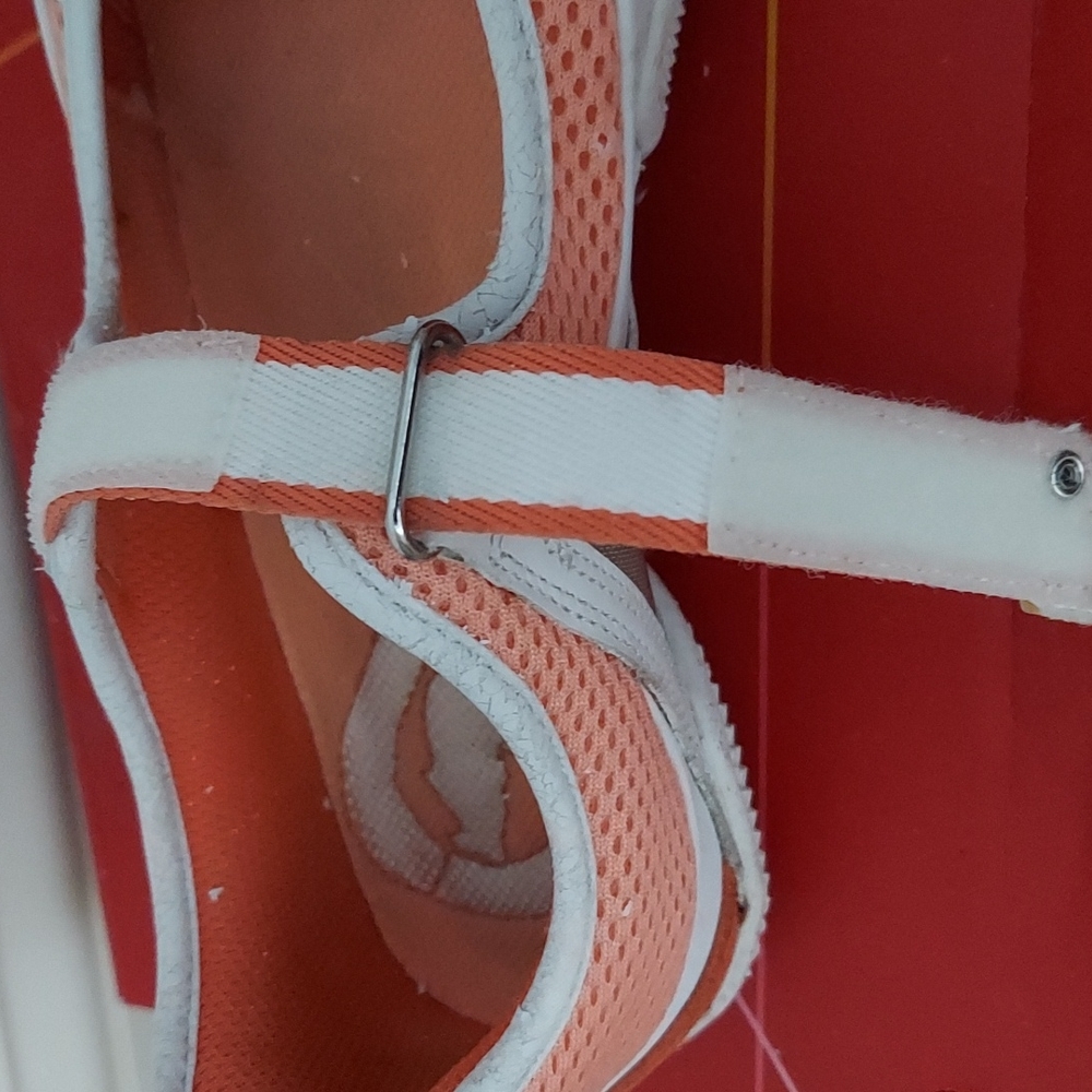 shoes - Picture 6 of 6
